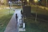 Patru tineri din Oradea, filmaţi în timp ce distrugeau toaletele publice din oraş! Poliţiştii încearcă acum să îi găsească 794682