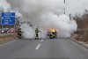 Mașină distrusă complet, după ce a luat foc în mers, pe un bulevard din Craiova 800169
