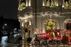 Imagini de poveste cu una dintre cele mai mondene clădiri din Bucureşti. Primul Crăciun acasă la Miţa Biciclista 805122