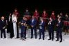 O stewardesă româncă a stat în spatele lui Emmanuel Macron și a ținut trofeul Cupei Mondiale, care i-a fost înmânat lui Messi 806338