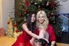 Loredana Groza, imagini de poveste alături de fiica sa lângă bradul de Crăciun 807718