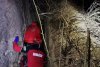 Biciclist căzut de la o înălţime de peste 8 metri, pe Cheile Sohodolului. Era prins între dig şi peretele muntelui | Cum a fost salvat 817210