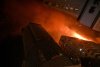 Un incendiu puternic a izbucnit într-o clădire de birouri din Hong Kong. Alte patru construcții au fost afectate 820681