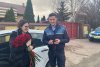 Cerere în căsătorie de Ziua Femeii, după o oprire în trafic a polițiștilor de la Rutieră, în Neamț. Viitorul mire a organizat surpriza cu agenții 821689