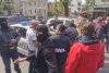 Doi polițiști săltați de procurorii DNA, în București! Momentul în care autospeciala lor este percheziționată  830790