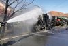 Un TIR încărcat cu mașini s-a răsturnat în Hunedoara. Opt autoturisme noi au fost distruse complet  833411