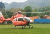 Copil de doi ani, transportat de urgenţă cu elicopterul SMURD, după ce o poartă a căzut peste el, în Braşov 834287