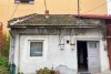 Cum arată "apartamentul situat la casă" scos la vânzare la un preţ de lux în Cluj  834418