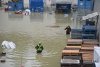 "Trăim Apocalipsa". Ciclonul a făcut prăpăd în Italia! Mașini luate de viituri şi școli închise din cauza inundațiilor 834676