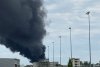 Incendiu violent, cu mari degajări de fum, pe platforma Săvinești, județul Neamț. Unii martori vorbesc despre explozii 834948