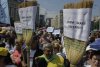 Mii de profesori protestează în fața Guvernului. Dan Cărbunaru: ”Urmează să fie acordate prime” 836221