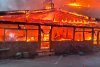 Incendiu devastator la un motel și un restaurant din Băile Herculane. Clădirile au fost distruse de flăcări 847993