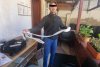 Cerșetor cu telefon de peste 1.000 de euro, prins la Alba Iulia. Surpriză pentru poliţişti când au văzut ce avea în bagaje 852253