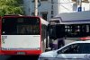 Două autobuze s-au ciocnit, după ce unuia i-ar fi cedat frânele, în Pitești 853068