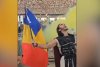 Imagini de senzaţie cu românii care petrec la Saint Tropez: Şampanii cu tricolor şi gheaţă mărunţită cu sabia 856263