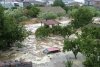 Zeci de români, blocați în Grecia, fără apă și mâncare, din cauza inundațiilor masive 856585