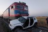 Trei persoane au murit, după ce mașina lor a fost lovită de tren, în Buzău. Traficul feroviar este blocat 857521