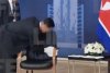 Scaunul lui Kim Jong-un la întâlnirea cu Vladimir Putin a fost stropit minute în șir cu o substanță necunoscută | Presa rusă: "O problemă de viață și de moarte!" 858088