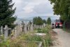 O femeie a murit după ce a căzut o cruce peste ea într-un cimitir din Cluj 858308