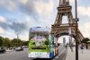 Fotografia unui român, pe autobuzele turistice din Paris. Imagini cu Castelul Peleș pe străzile din capitala Franței 858988