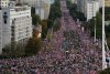 "Marşul unui milion de inimi". Polonezii au ieşit masiv în stradă pentru a sancţiona partidul de guvernământ, înainte de alegeri 861203