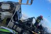 Pericol de explozie la o benzinărie din Timiș: Un autotren a intrat în panoul care afișa prețurile la pompă 864015