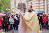 Mii de pelerini la Mănăstirea Radu Vodă din Bucureşti pentru a se închina la racla cu moaştele Sfântului Nectarie 868257