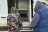 Un bărbat fără locuinţă a cerut ajutor poliţiştilor pentru el şi câinele lui, în Constanţa 871612