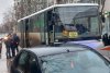 Şoferul unui autobuz de călători a murit la volan, în Bârlad. Autovehiculul a fost oprit de pasagerii panicați 875030
