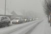 Circulație în condiții de iarnă pe Valea Prahovei! Ninge viscolit și drumul e acoperit cu zăpadă | -20 de grade resimțite pe Vârful Omu 876885