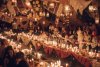 Colind la lumina lumânărilor. Sute de tineri s-au adunat la Mănăstirea Oaşa, pentru a sărbători Crăciunul 877164