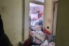 Situație nemaiîntâlnită la Baia Mare. Două femei au adunat tone de gunoaie în propriul apartament  879924