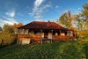 ”Omul sfințește locul”. Modul uluitor în care a recondiționat un român o casă în paragină, cumpărată pentru ”pământ și locație” 880671