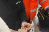 Pompierii din Botoşani, chemaţi să taie inelele de pe degetul umflat al unui băiat  882242