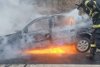 O mașină cu mai mulți pasageri a luat foc, în urma unui accident, pe un drum european din Botoșani 883663
