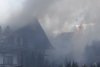 Incendiu puternic, la o pensiune din Suceava închisă în decembrie de inspectorii ISU. Pompierii au intervenit cu nouă autospeciale 885842