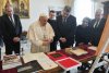 Marcel Ciolacu, întrevederi cu Papa Francisc şi Giorgia Meloni | Ce cadouri a pregătit premierul român 886733