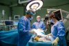 "Îngeri pe pământ". Premieră în România: Operaţie pe creier, prin pleoapă. Pacientul a scăpat de crizele de epilepsie pe care le avea încă din copilărie 890318