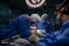 "Îngeri pe pământ". Premieră în România: Operaţie pe creier, prin pleoapă. Pacientul a scăpat de crizele de epilepsie pe care le avea încă din copilărie 890324