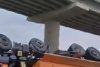 Accident cu trei morți la Sibiu. Un camion a căzut de pe un pod pe calea ferată 890785