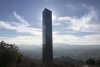 Monolit metalic misterios, găsit pe vârful unui deal din Țara Galilor: "Semăna cu un fel de OZN" | Este similar celor apăruți în 2020, inclusiv în România 891524