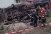 Accident grav în Suceava, după ce o basculantă s-a răsturnat şi a distrus o casă 896061