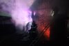 Incendiu devastator într-o gospodărie din Suceava. Proprietarilor li s-a făcut rău când au văzut dezastrul  896104
