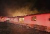 Incendiu puternic la un saivan, în Ostrov, județul Constanța. Au ars 200 de oi, sute de baloți de paie și trei tone de cereale 896141