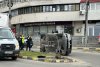  Accident spectaculos în Suceava! O şoferiţă s-a răsturnat cu maşina, după ce a forţat culoarea roşie la semafor 896904