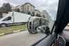  Accident spectaculos în Suceava! O şoferiţă s-a răsturnat cu maşina, după ce a forţat culoarea roşie la semafor 896905