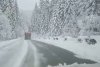Ninge abundent în mai multe zone din ţară! Imagini cu zăpada care se aşterne spectaculos. Drumarii intervin cu utilajele de deszăpezire 898593